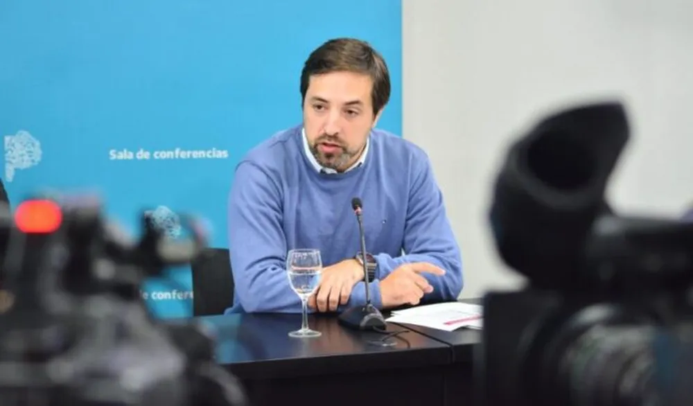 Kreplak alertó que el sistema de salud está “en estado crítico” y advirtió por la falta de medicamentos