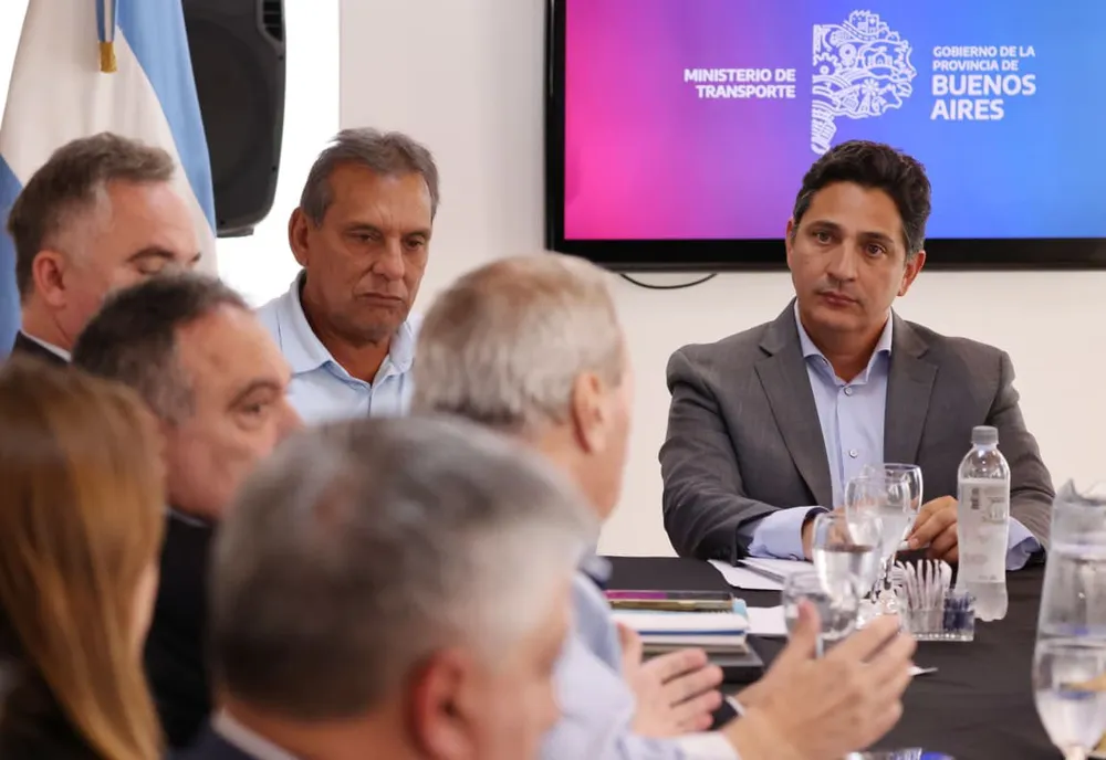La Provincia reforzará los subsidios a colectivos y Nación analiza una reestructuración del sistema