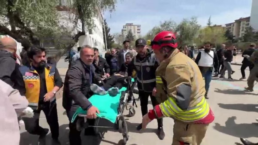 estudiante mató cuatro personas