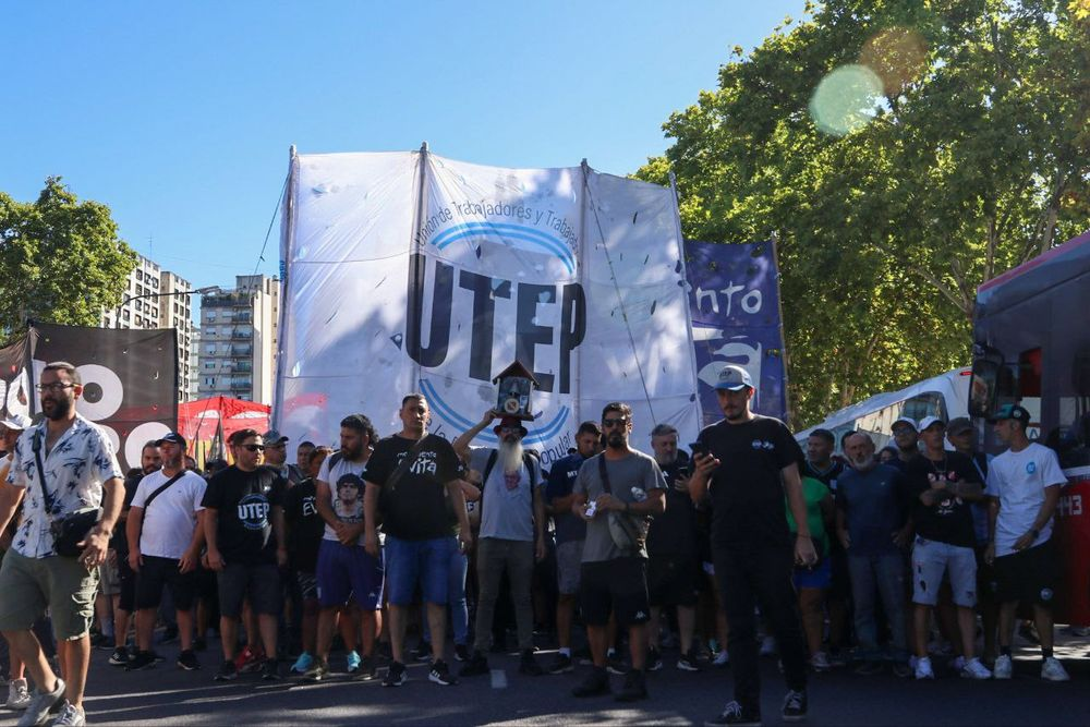 Organizaciones sociales anuncian nuevas protestas por el fin de los planes sociales