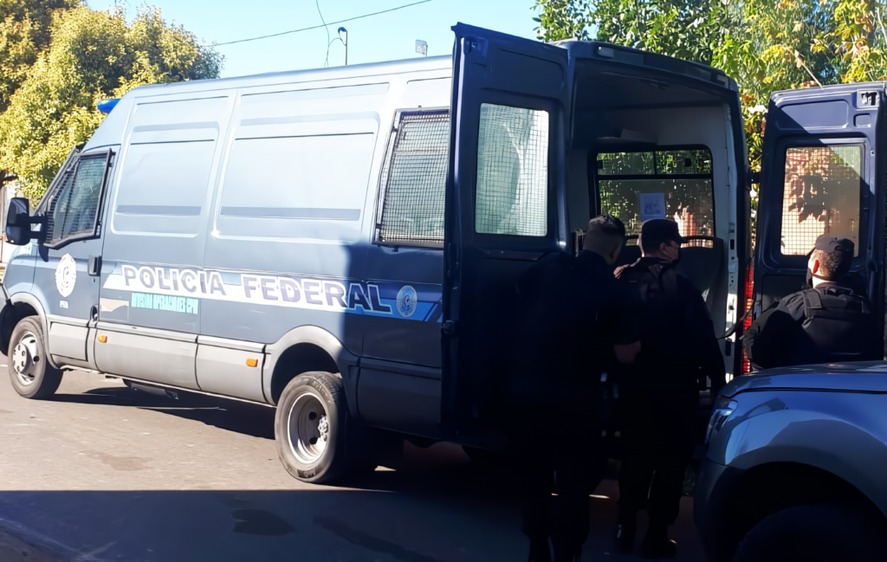 Pedido de juicio abreviado: concluyó la audiencia en la causa de los policías acusados de integrar banda delictiva