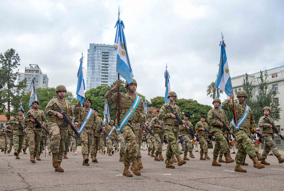 ajuste presupuesto militar
