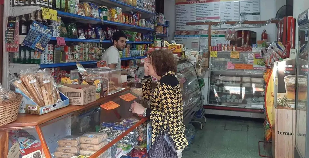 Las ventas minoristas en Pilar cayeron 15,6% interanual durante abril