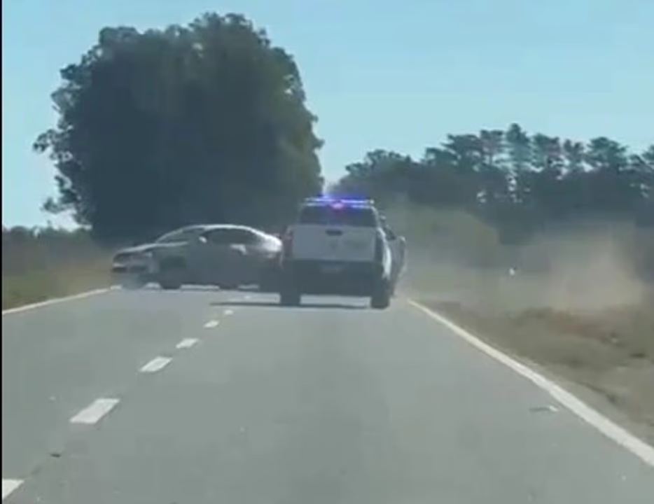 Persecución, choque y tiros en Junín: un sospechoso fue detenido tras intentar escapar de la Policía