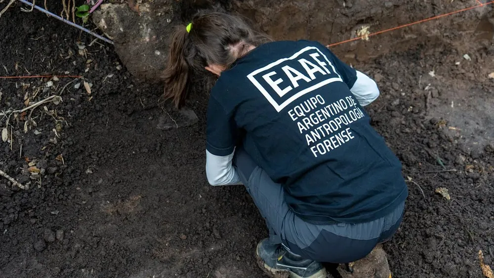 La Provincia financiará al Equipo Argentino de Antropología Forense para buscar desaparecidos