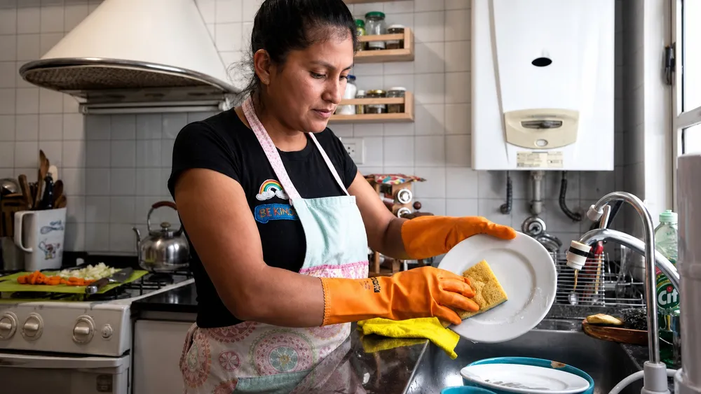 El pluriempleo alcanza a 1,6 millones de trabajadores en Argentina, según el Indec