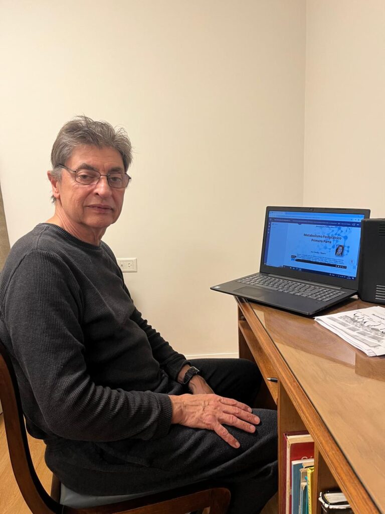 “La profesión bioquímica está en crecimiento en nuestra ciudad y cuenta con equipos de última generación”, afirmó Juan Luis Podestá