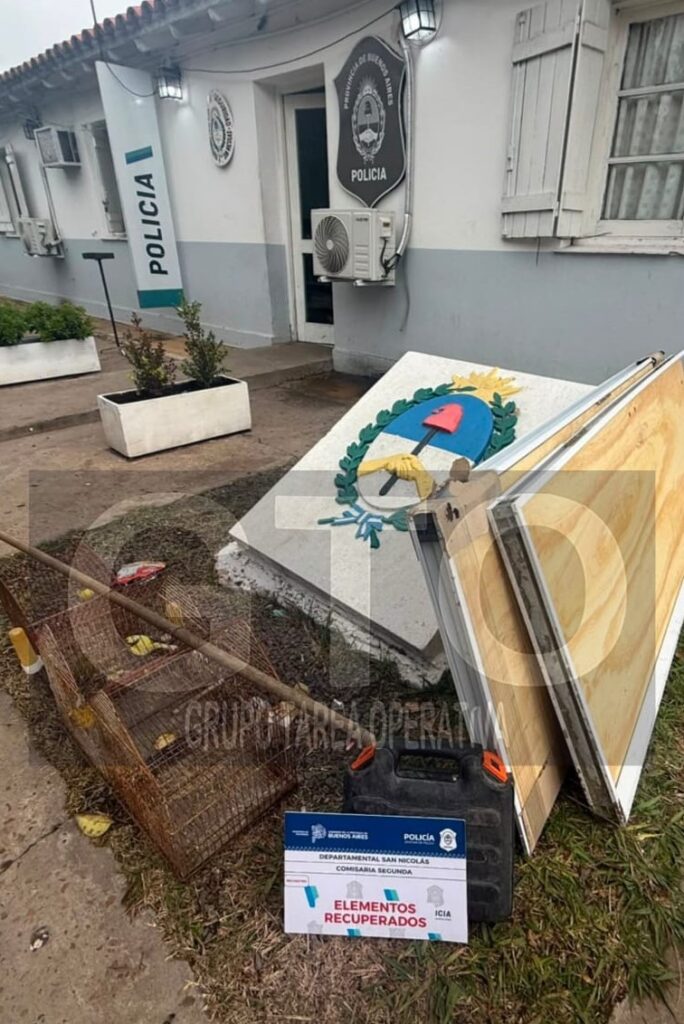 Aprehendieron a tres adultos y dos menores tras un allanamiento en barrio Avamba'e: secuestraron cocaína y marihuana