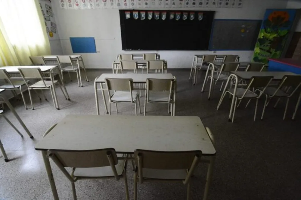Colegios: un gremio docente convocó a un paro provincial para este jueves