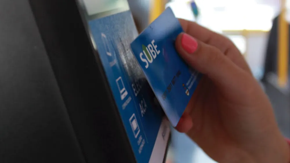 El ministro de Transporte bonaerense cuestionó la obligación de vincular la tarjeta SUBE con el CUD