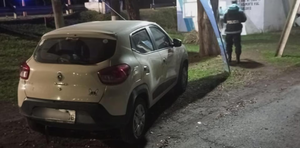 Insólito: detienen a un conductor que manejó más de 50 kilómetros a contramano por la Ruta 2