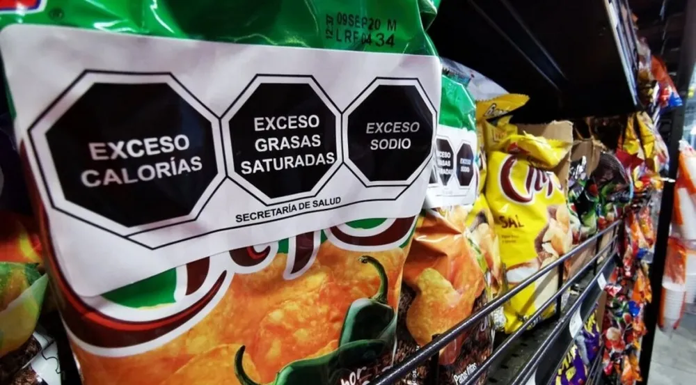 Cardiólogos piden mantener la Ley de Etiquetado Frontal de Alimentos