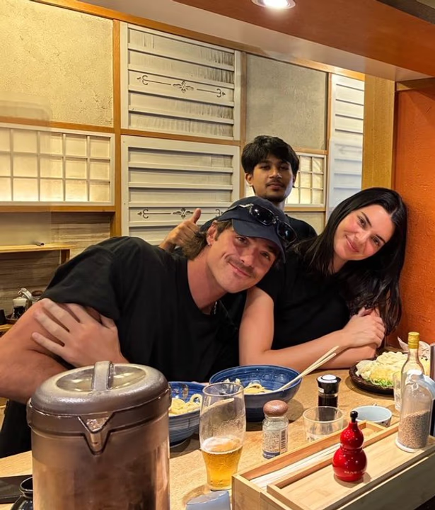 Kendall Jenner y Jacob Elordi ya no esconden su amor: su viaje exprés a Japón
