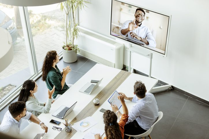 factor empresas retener talento trabajo