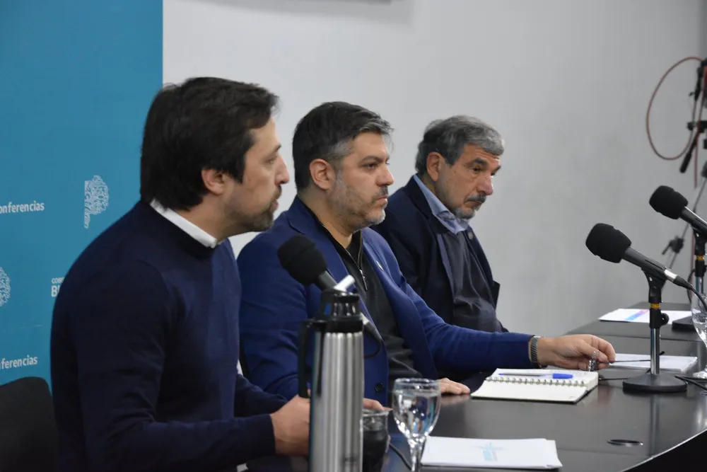 Carlos Bianco espera una reunión con Diego Santilli pero dice que "nunca hizo nada por la Provincia"