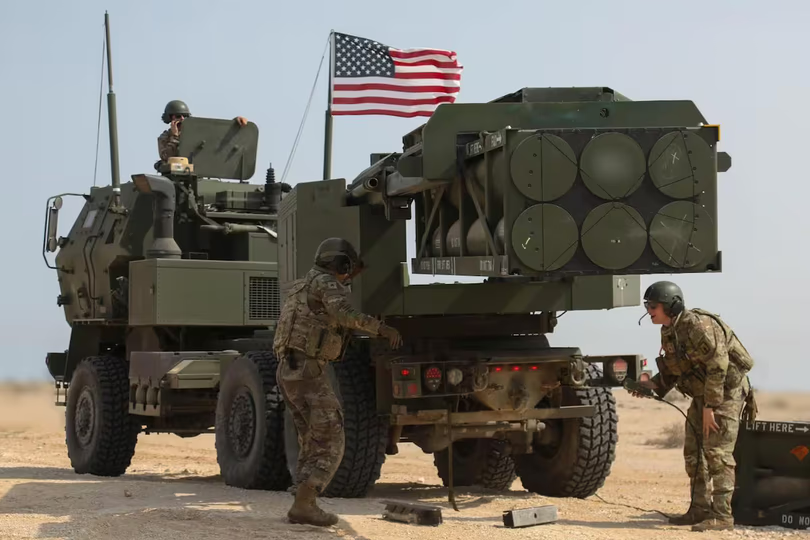 Estados Unidos lanza nuevos ataques contra Irán en respuesta al derribo de un helicóptero