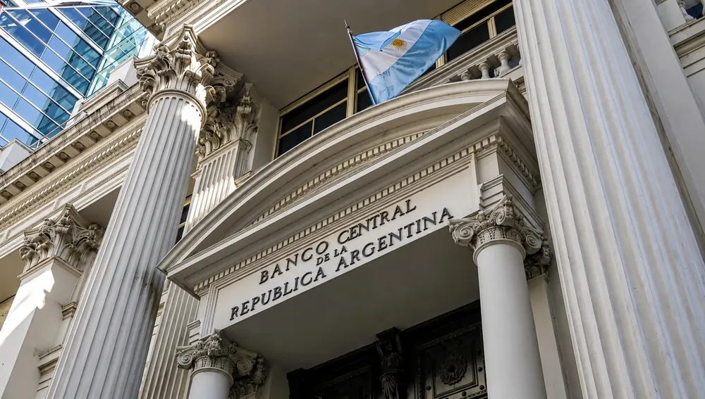 Milei impulsa una reforma del Banco Central para limitar la emisión y preservar el valor de la moneda