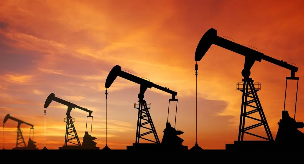 Las importaciones de petróleo de China cayeron 41% en junio y tocaron su nivel más bajo en casi diez años