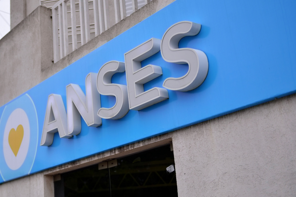 ANSES: cuánto aumentarán las jubilaciones y la AUH en agosto tras el dato de inflación