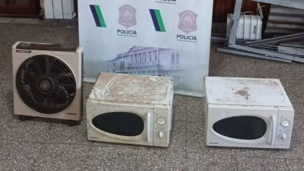 Villa Gesell: detuvieron a dos hombres por robar en las ruinas del Hotel Dubrovnik