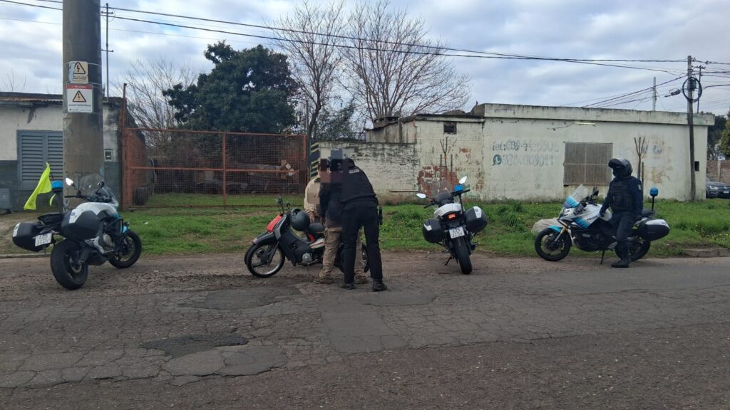 Un nuevo Operativo de Saturación en zona sur culminó con 10 personas aprehendidas y el secuestro de 6 motocicletas