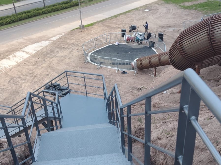 Recta final para poner en marcha el nuevo parque infantil en la Costanera de San Nicolás