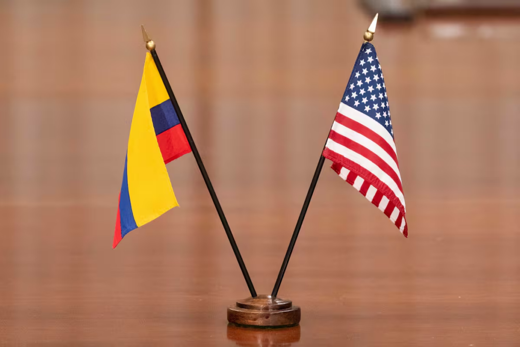 El presidente de Colombia pidió a Trump suspender los aranceles tras el terremoto