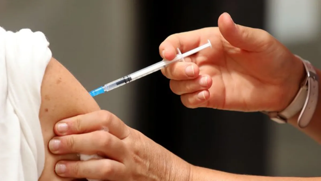Moderna inició el primer ensayo en humanos de una vacuna contra el ébola de Bundibugyo