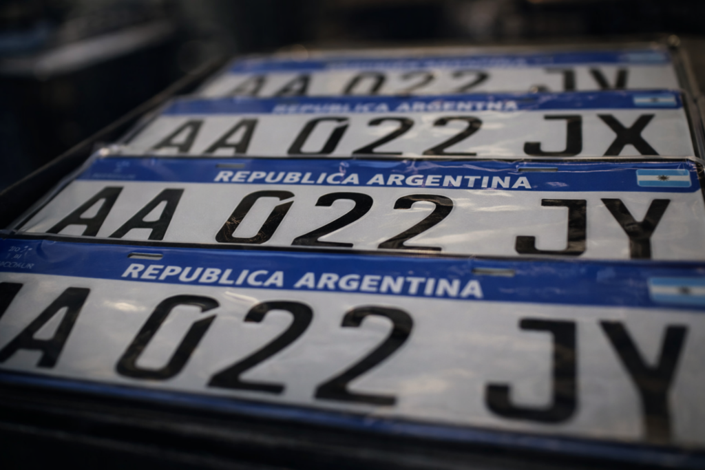 Aumentaron los costos de patentamientos y transferencias de autos y motos