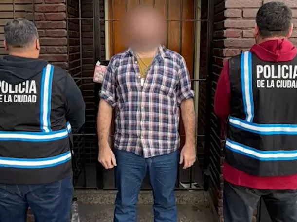 policía