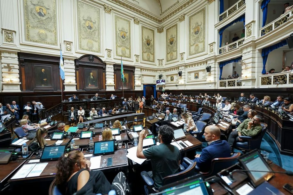 Diputados aprobó cuatro proyectos sobre endeudamiento familiar: qué medidas plantean para los bonaerenses
