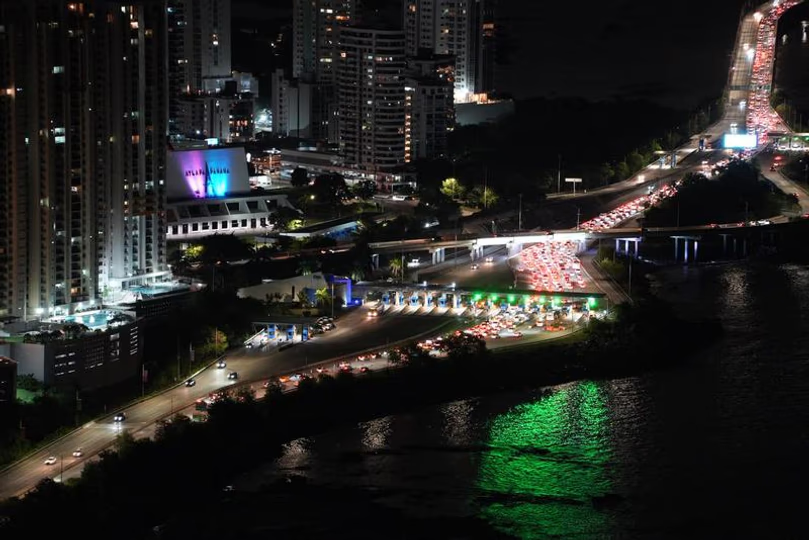 Principal aeropuerto de Panamá mantiene medidas preventivas tras sismo