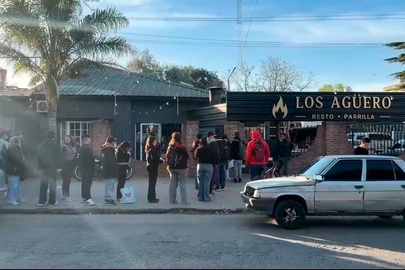 Incendio en la parrilla de Berazategui que se hizo viral por su convocatoria laboral