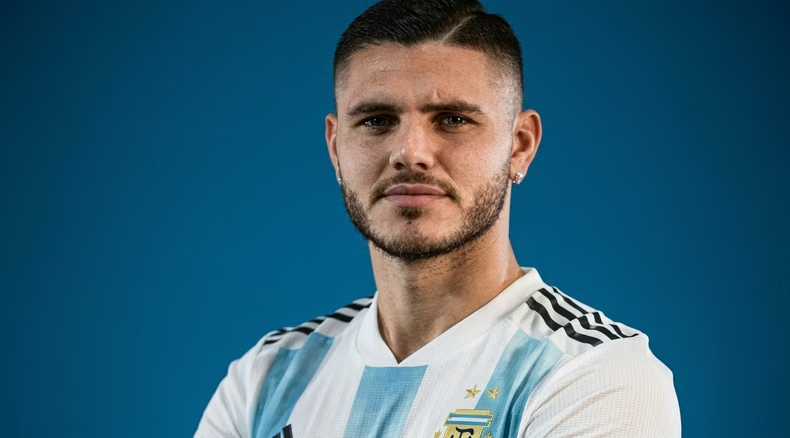 Wanda Nara puso a la venta una camiseta de Mauro Icardi de la Selección argentina por apenas $20.000