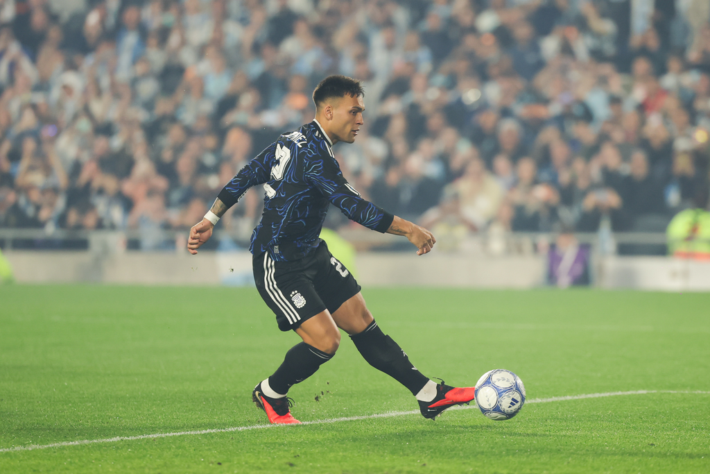 Argentina goleó 7-0 a Burkina Faso en el amistoso previo a la despedida de Lionel Messi