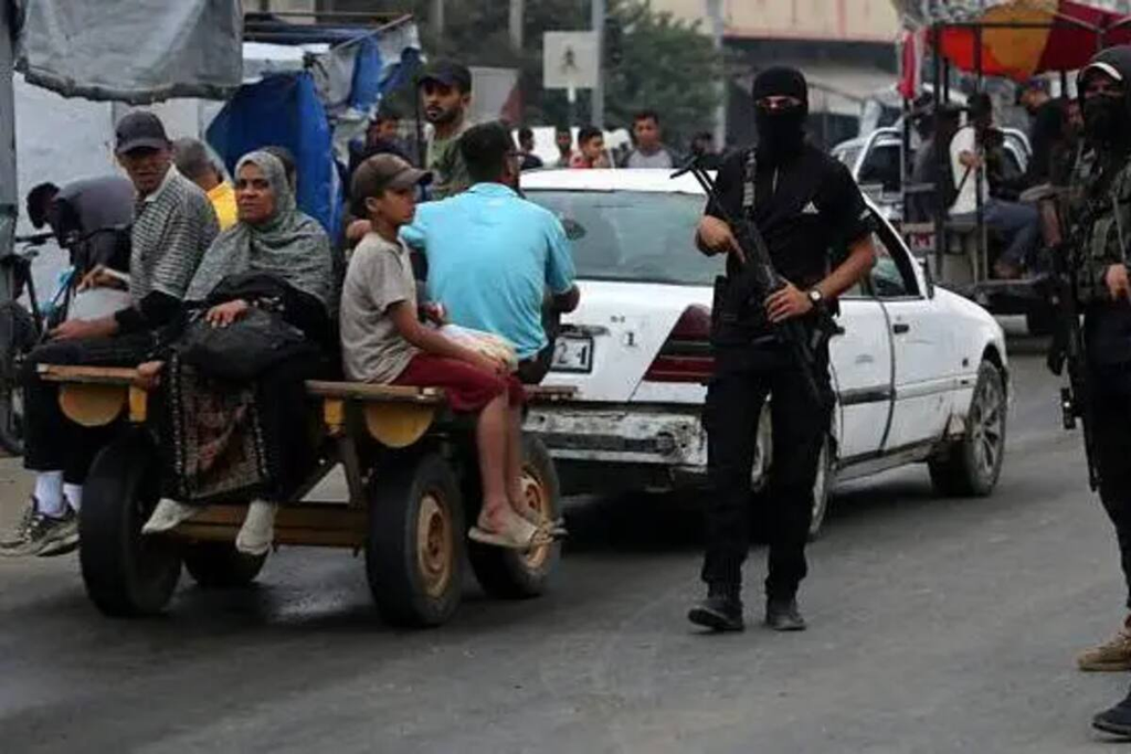 Disparos israelíes mataron a tres personas en Gaza, según médicos